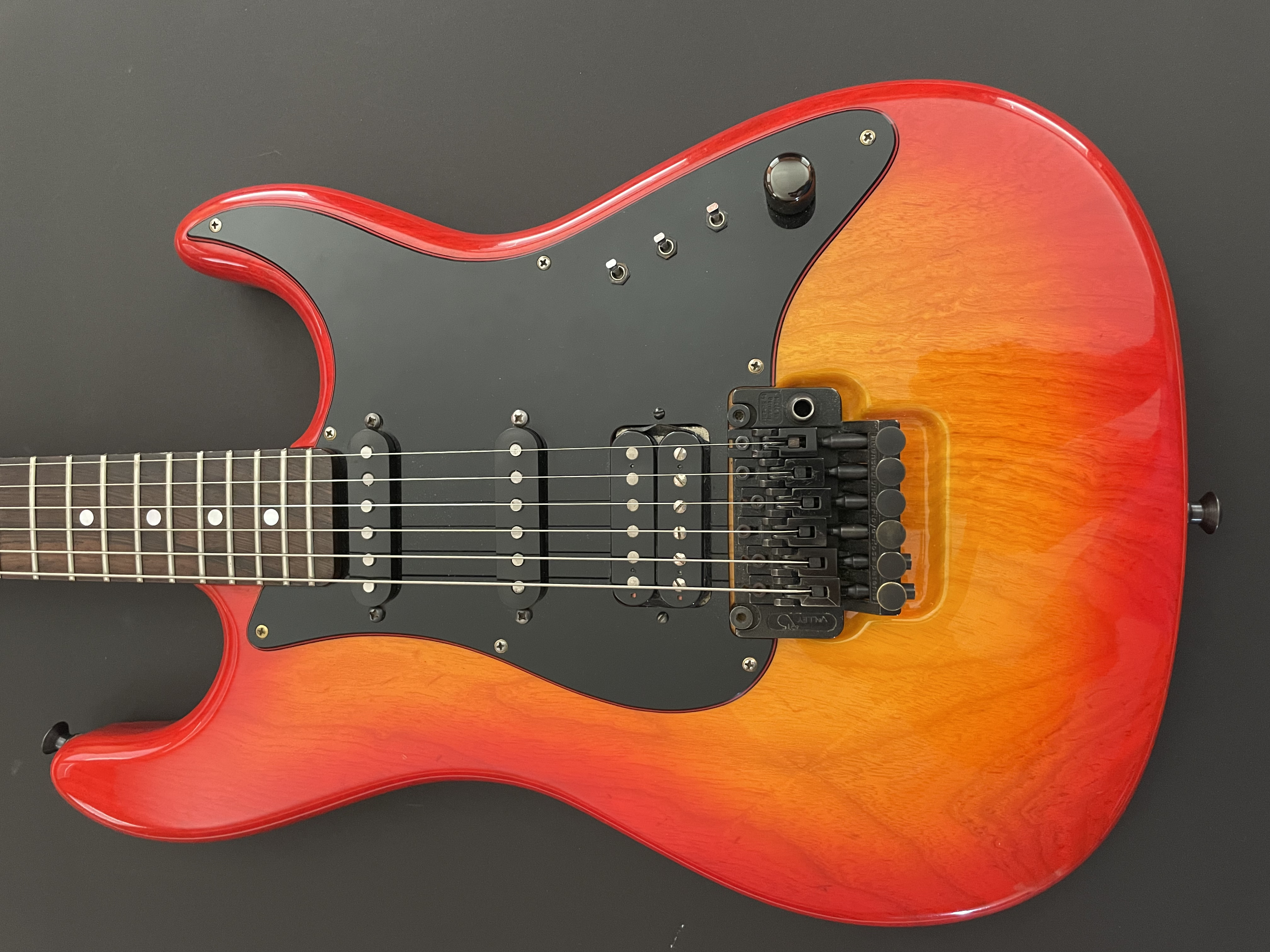 VA00473 - VA Custom Pro - Valley Arts Guitars Pre-Samick